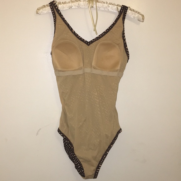 Speedo one piece swimsuit - Picture 6 of 6